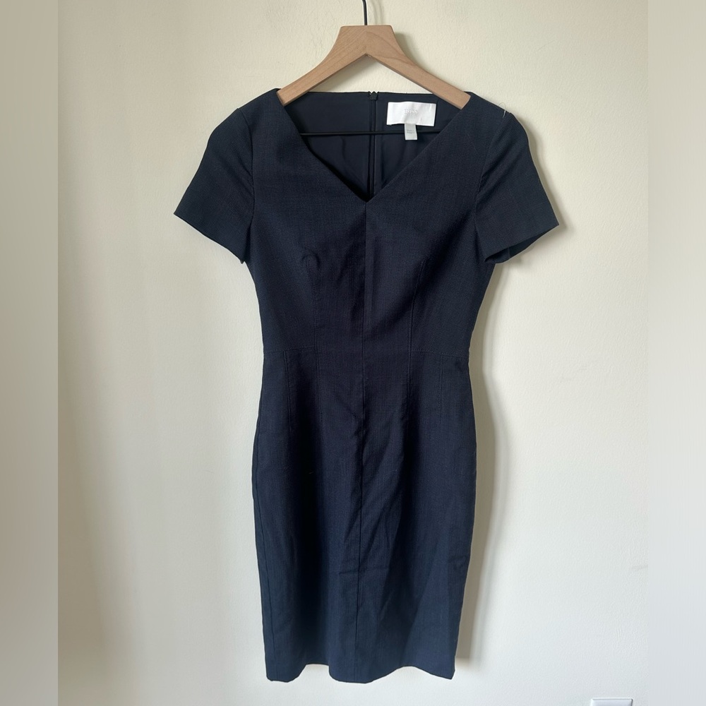 Boss Navy Virgin Wool Blend Shift Short Sleeve V-Neck Dress 0
